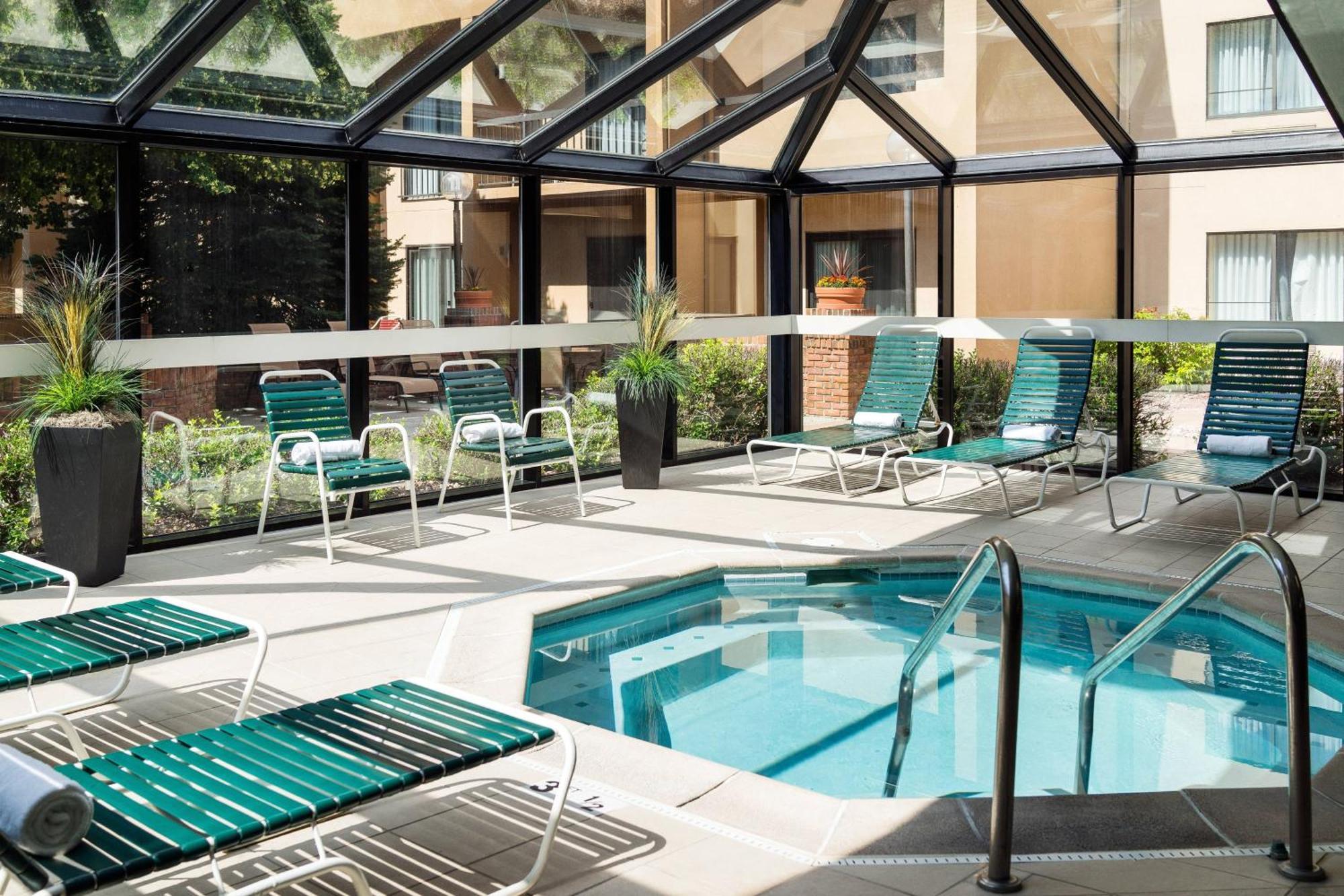 Courtyard By Marriott Park 3* Denver