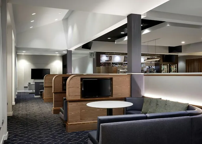 Courtyard By Marriott Denver Central Park