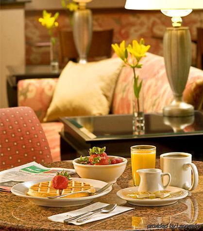 Hotel Courtyard By Marriott Park 3*